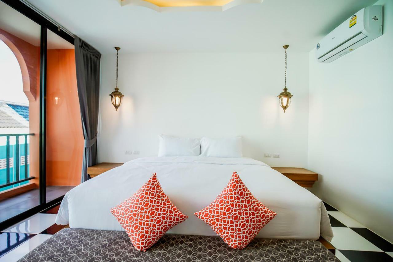 Khaleej Mass Hotel Patong Экстерьер фото