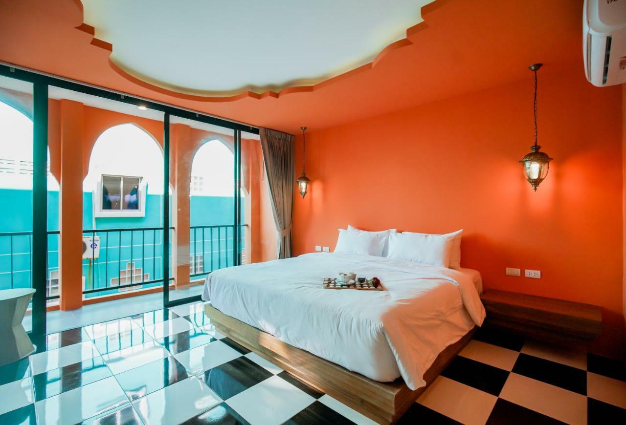 Khaleej Mass Hotel Patong Экстерьер фото