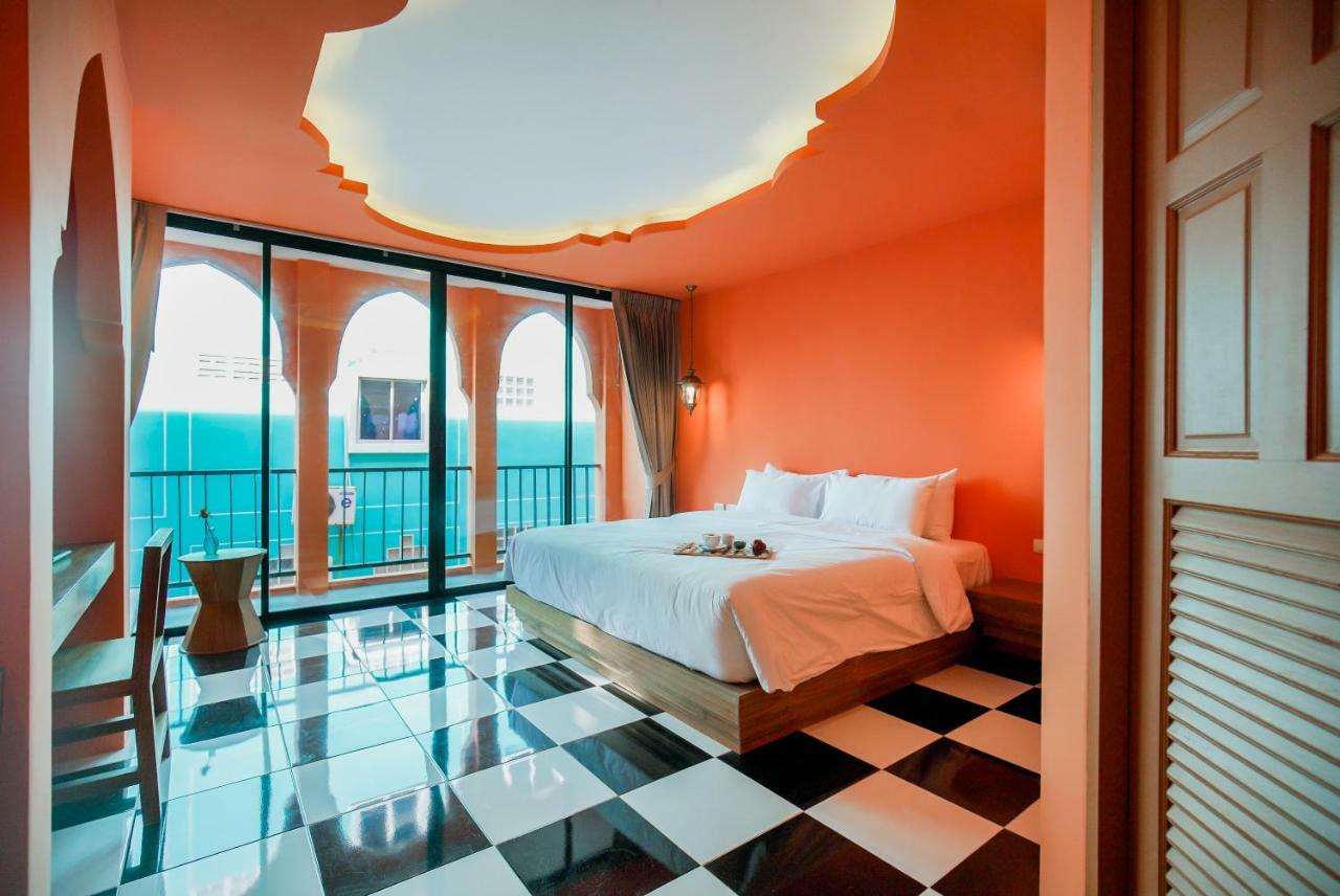 Khaleej Mass Hotel Patong Экстерьер фото