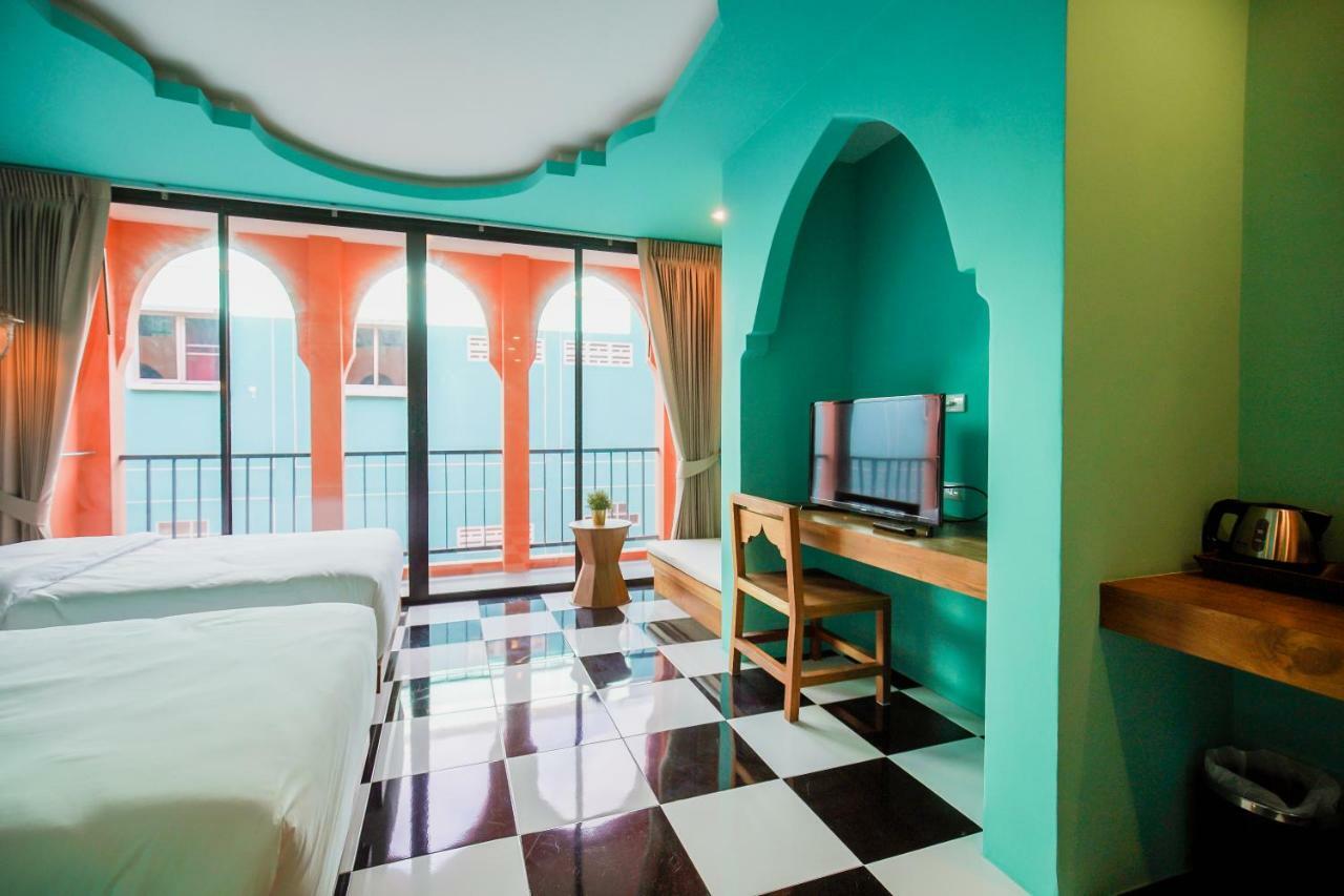 Khaleej Mass Hotel Patong Экстерьер фото