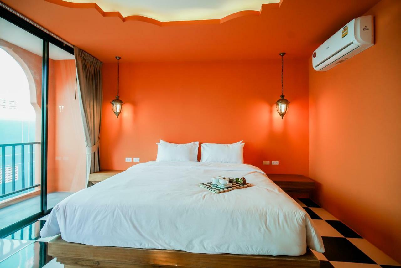 Khaleej Mass Hotel Patong Экстерьер фото