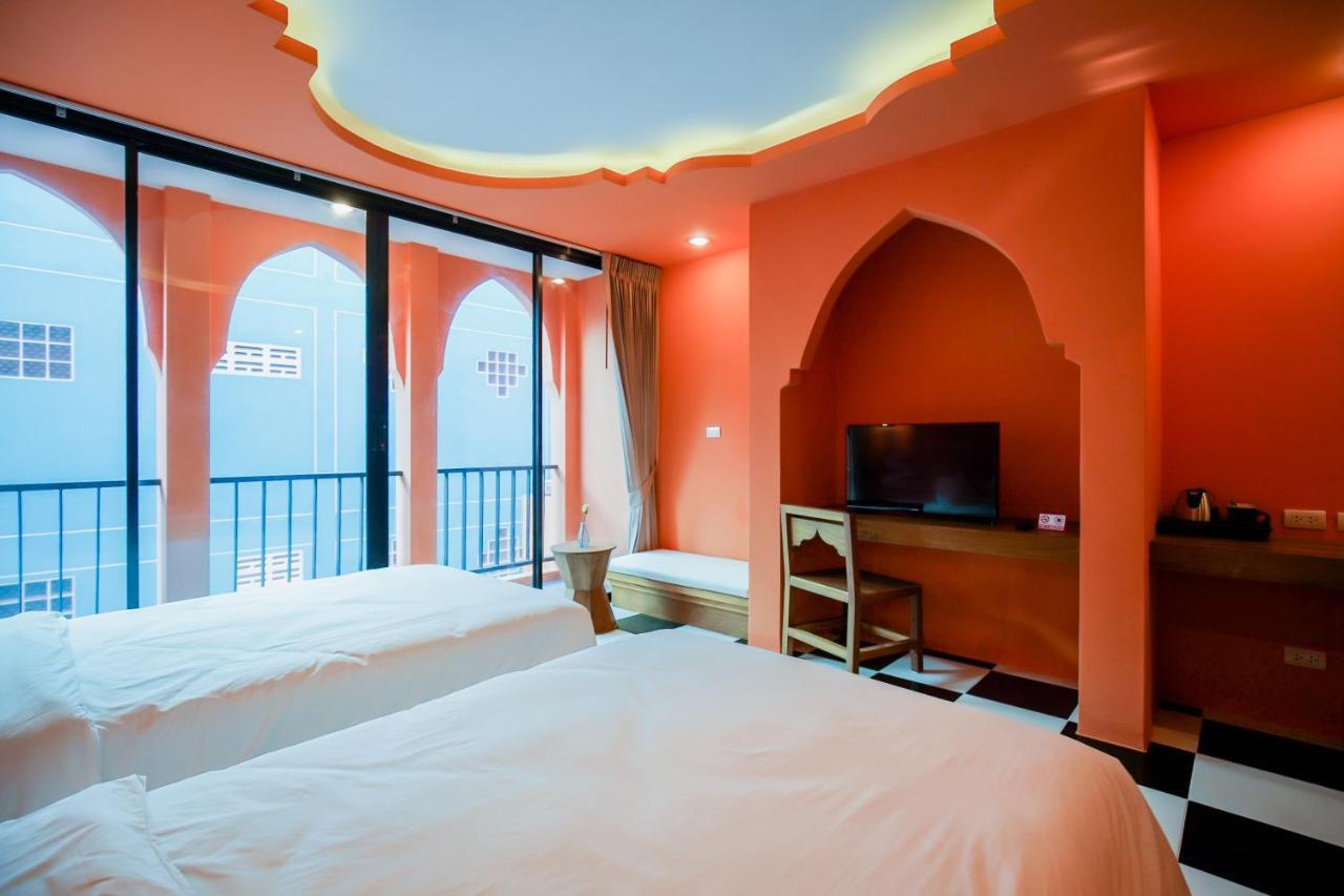 Khaleej Mass Hotel Patong Экстерьер фото